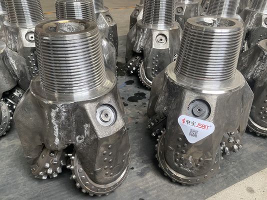 IADC 537 مثقاب إدراج كربيد التنجستن 12 1/2 &quot;12 1/4&quot; لاستخراج الغاز