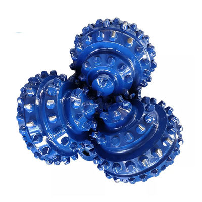 6 &quot;152mm مركز هول Tricone بت IADC 517 لقم Tricone الروتاري