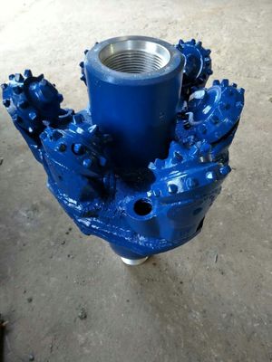 المصنع 700mm 28 بوصة تجميع حفرة مفتوحة ثقب قليلا للحفر البئر المياه