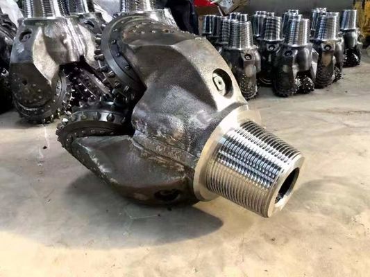 20 بوصة IADC537 Tricone حفر صخرة قليلا للحفر العمودي منجم