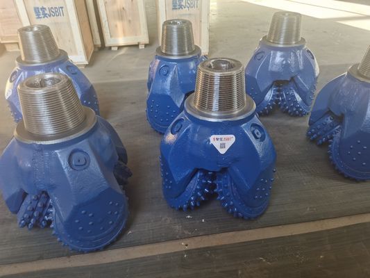 إمدادات المصنع مباشرة 17 1/2 بوصة IAADC537 Tricone Roller Cone Bit