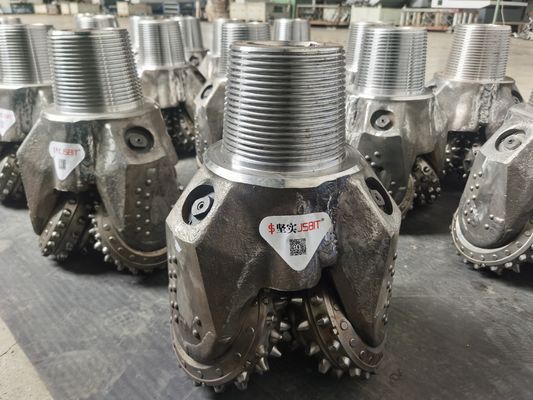مصنع 12 بوصة IADC537 Tricone رولر مخروط قطعة للحفر البئر النفط