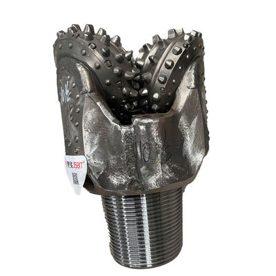 مصنع التوريد مباشرة 10 1/2 بوصة 266mm IADC537 مركب تحمل Tricone صخرة حفر قطعة