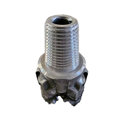 جودة عالية IADC217 120mm أسنان الفولاذ Tricone صخرة قليلا