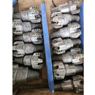 المصنع 118mm 4 5/8 بوصة 5 شفرات PDC محرك الحفر